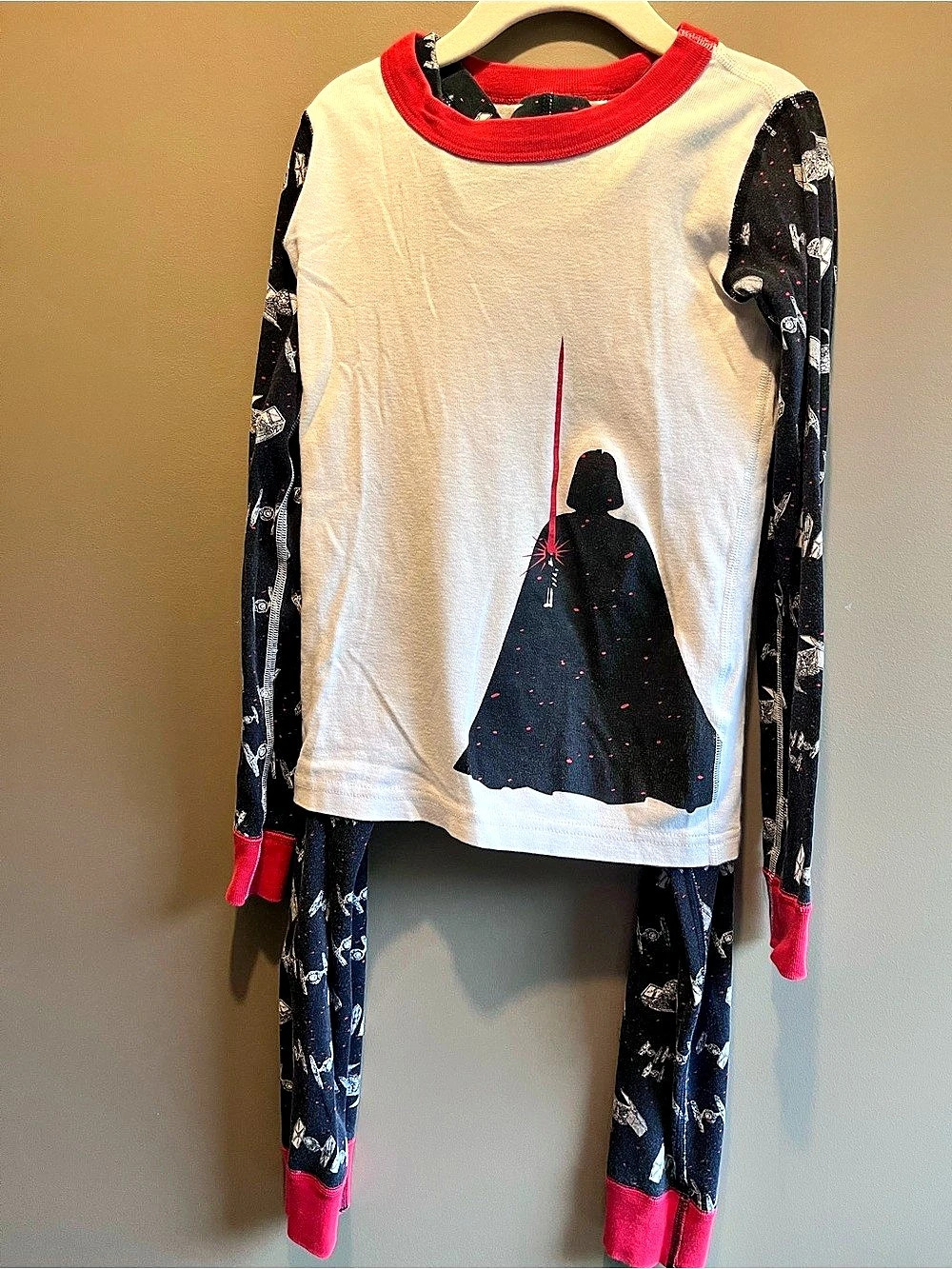 Hanna Andersson Star Wars pajama set Boys Size shirt pants Darth Vader 8 medium